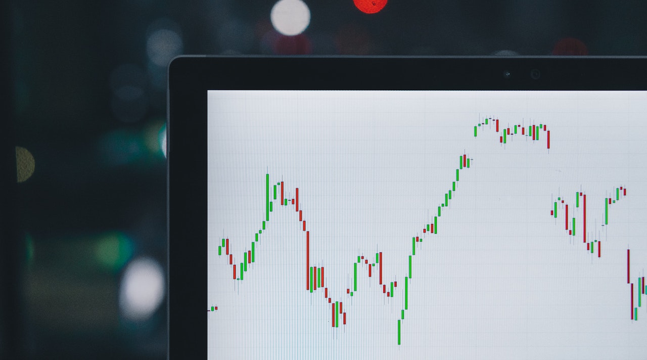 How Investment Managers Can Guide Their Clients Through Market Volatility